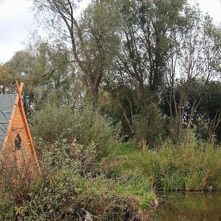 Hotel Rum Bridge "Owl Watch" Wooden Tipi Sudbury  Zewnętrze zdjęcie